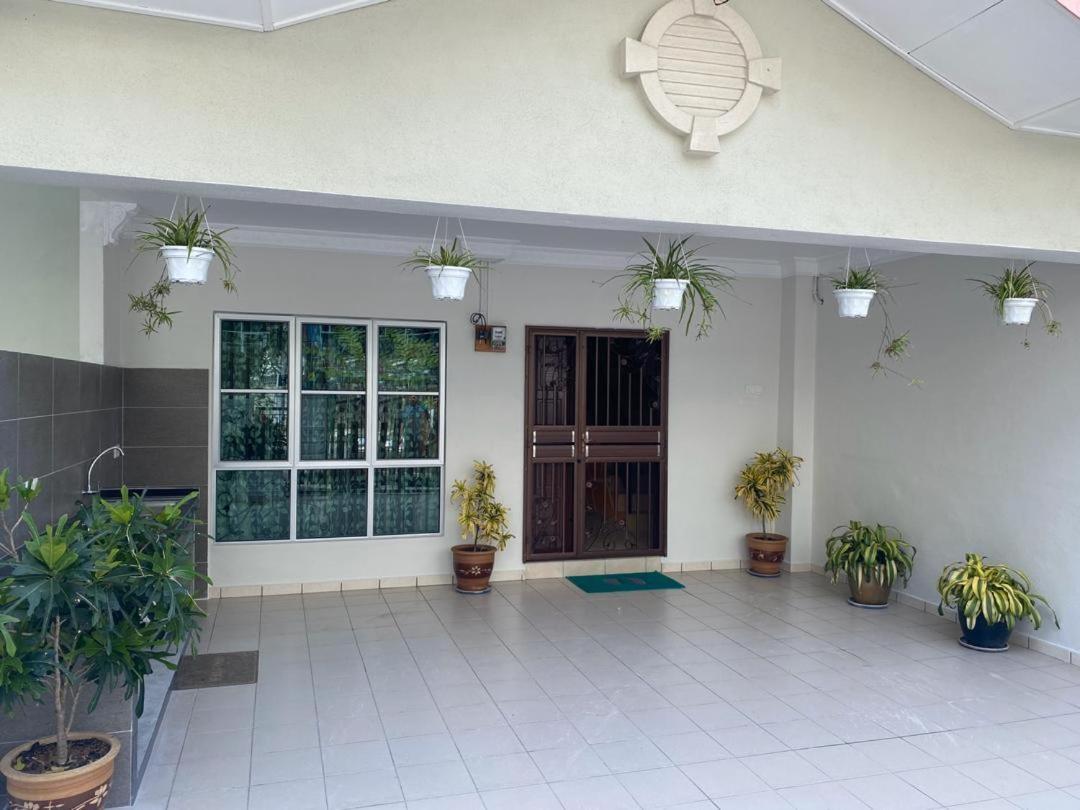 Hillview Homestay ตานาห์ราตา ภายนอก รูปภาพ