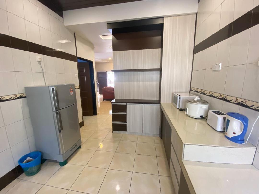 Hillview Homestay ตานาห์ราตา ภายนอก รูปภาพ